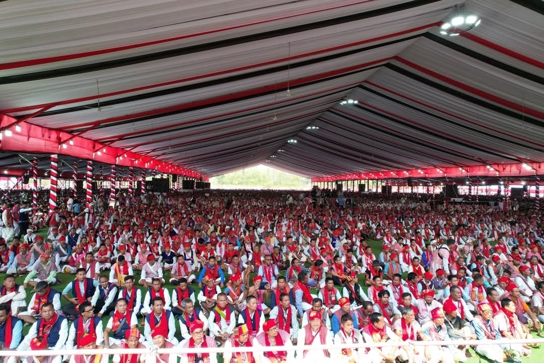 TuliramRonghang's tweet image. #NIM ISI NING ISI
#HEM HEM ARNAM
#HEMPHU ARNAM
#SIRKEP SIRKEP SIRKEP

It fills me with pride to say that we Karbis stand all with a complete identity rooted in our own language, vibrant customs and traditions, and our unique faith. We believe in the supreme being, &quot;Hemphu Arnam&quot;…