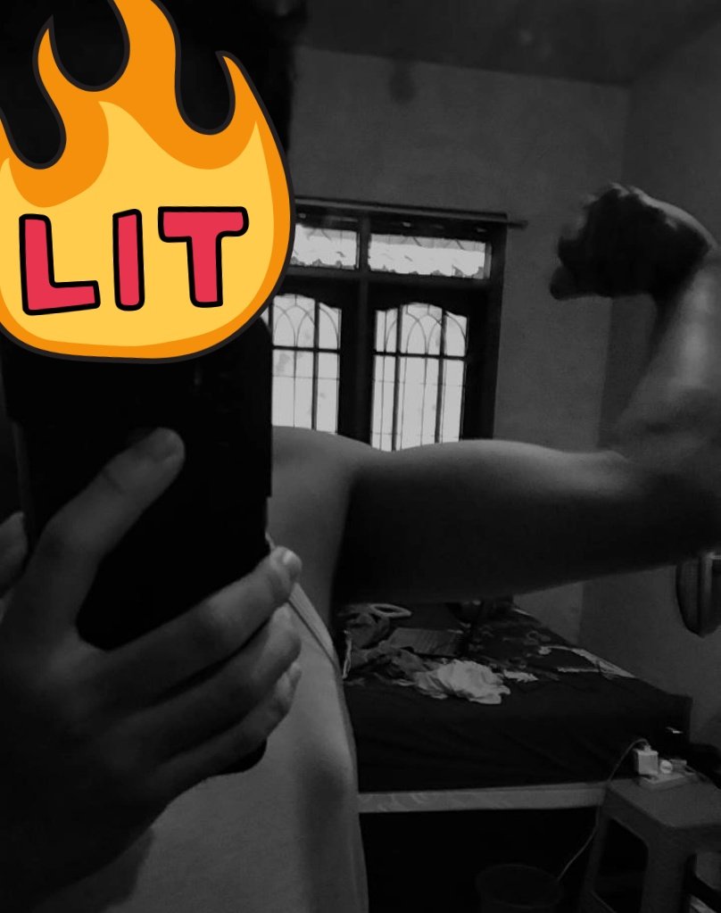 lumayan lah ya sebulan home workout, pengen nyoba nge-gym Tpi kaga ada yg ngajarin