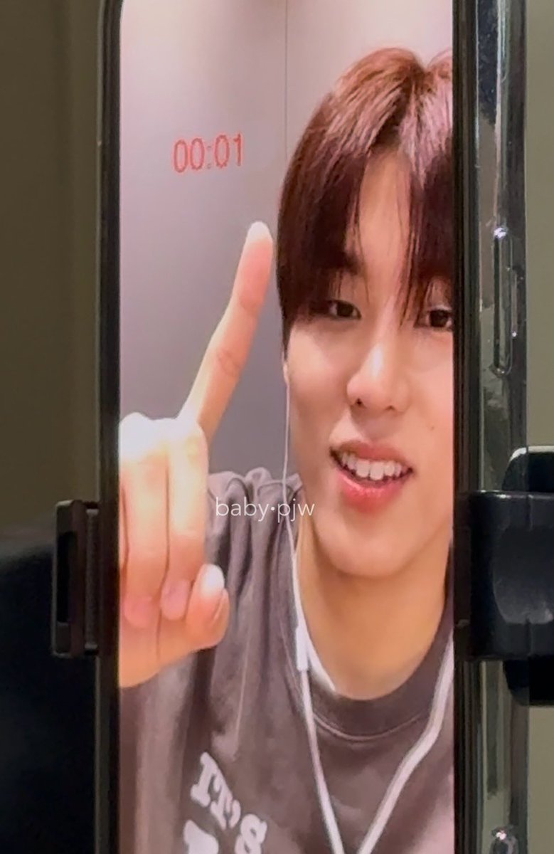 baby•pjw tweet media