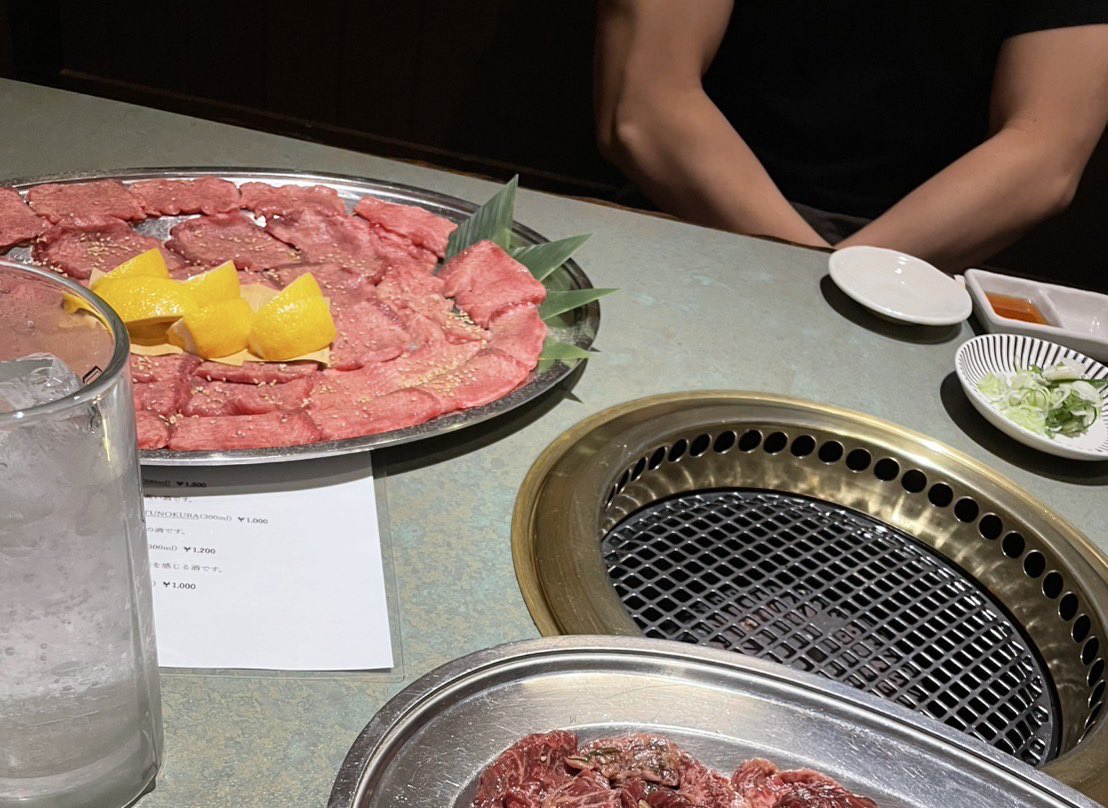 焼肉withニタ
右は自分🤣
