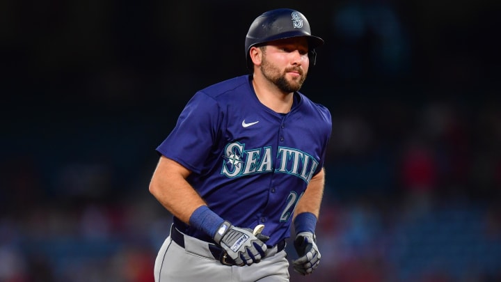 VortexFortySix's tweet image. 3 leg parlay, 2 total bases each:
+702 FanDuel
Cal Raleigh: Avg 0.1TB/VS RHP: .208
Austin Riley: Avg 2.8TB/VS RHP: .276
Mike Yastrzemski: Avg 1.8TB/VS RHP: .357
Research tools 📊:
#Outlier