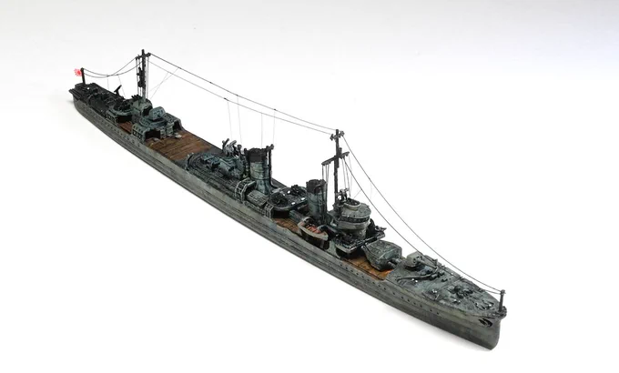 ヤマシタホビー 1/700 文月 完成です。武装を一部撤去して雑に輸送船に振った感じが刺さったので製作しました。4枚目の奥は睦月になりますがみんな違ってみんな渋良ぃ～ 