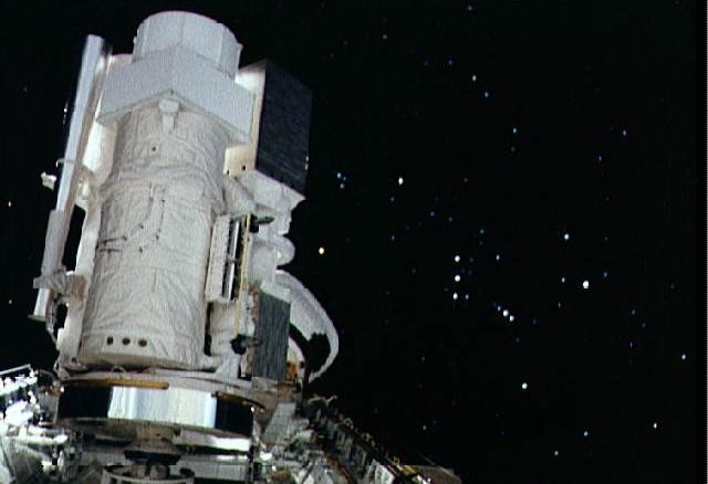 nasapod's tweet image. Astronomy Picture from 03/12/2005

Astro 1 In Orbit

Source: apod.nasa.gov/apod/ap051203.…

#SpaceTelescopes #Astronomy #SpaceShuttleColumbia #UIT #HUT #WUPPE #BBXRT #OrionConstellation #UVAstronomy #XRayAstronomy #SpaceExploration #NASA #1990sSpace #SpaceHistory