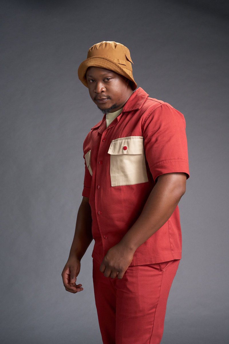PebblesNeo's tweet photo. Nhlanhla Kunene deserves ALL the awards. Tsiki Tsiki’s story was deep, raw, and unforgettable. ❤️
#AdultingShowmaxS3 https://t.co/omLk0RhvNh
