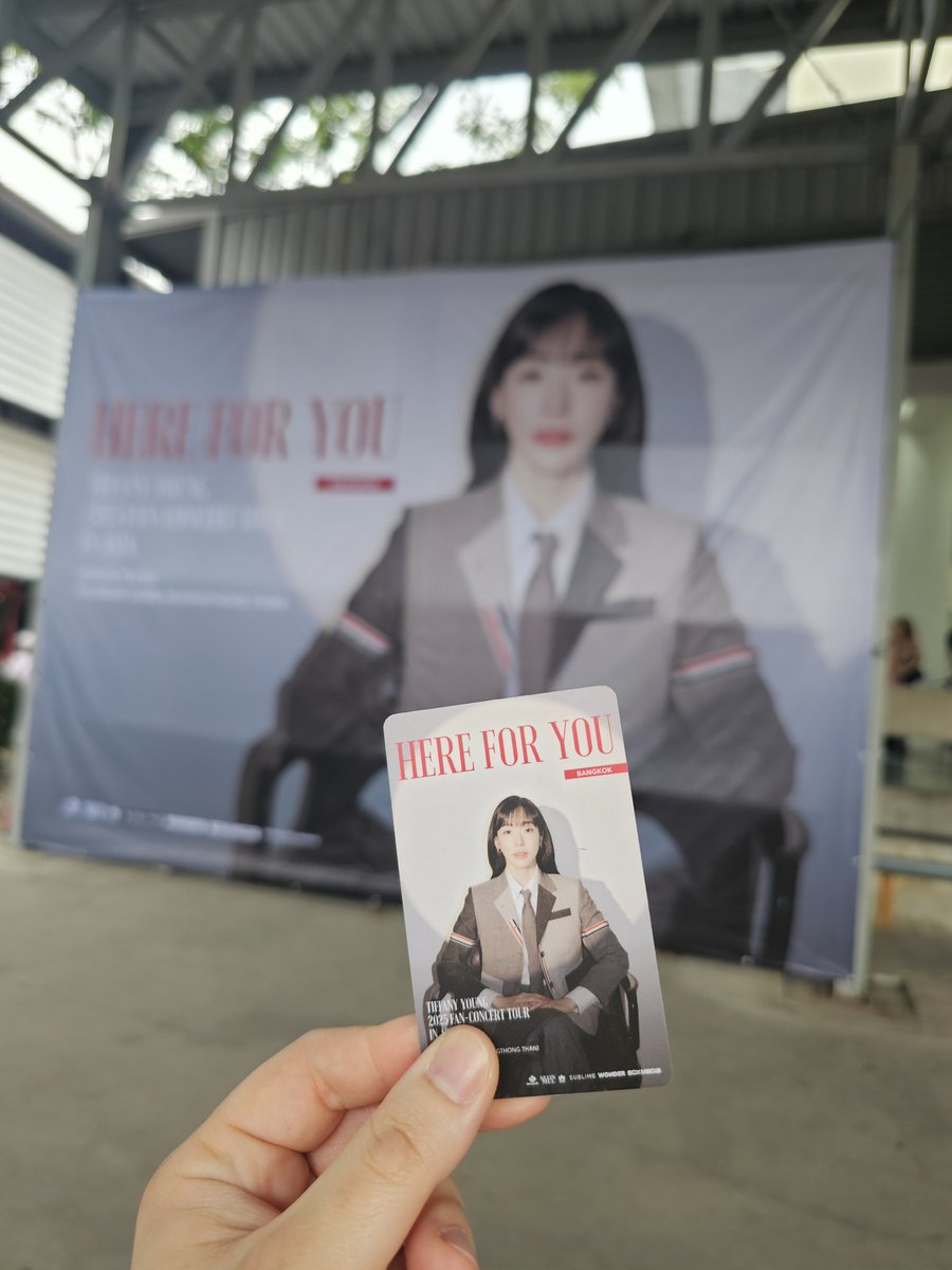 ffanypack's tweet image. 언니 오래만이당 🥹🫶🏻

#HERE_FOR_YOU
#2025TIFFANYYOUNGTOUR
#2025HEREFORYOU_IN_ASIA
#2025HEREFORYOU_IN_BANGKOK
#티파니영 #TIFFANYYOUNG
