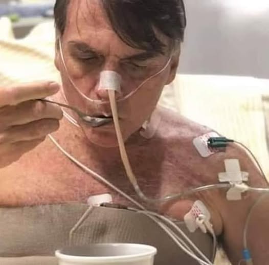 Jesus, livra o Brasil e o mundo, desse vagabundo, amém.

Sonda quando é colocada no nariz, a pessoa não pode comer, nem beber nada, tudo é feito através dela.

Uma pergunta aos prifissionais da Medicina, vocês já viram uma sonda instalada sobre o nariz, e não dentro dele ??? 🤣👇