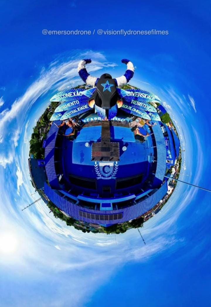 luiz_g_'s tweet photo. O azul do criador no firmamento
É o céu de inspiração parintinense
Pigmentando a vida que vem da alma
Minha paixão azulada 🎶⭐⭐⭐⭐ https://t.co/2yIMxRiT1e