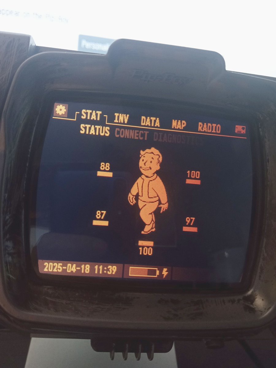 Directorcm's tweet photo. I got way too excited about this update. My Pip-Boy can finally look like it does in game!!! @TheWandCompany @Bethesda @Fallout #PipBoy #Update https://t.co/z0vA2zZzUs
