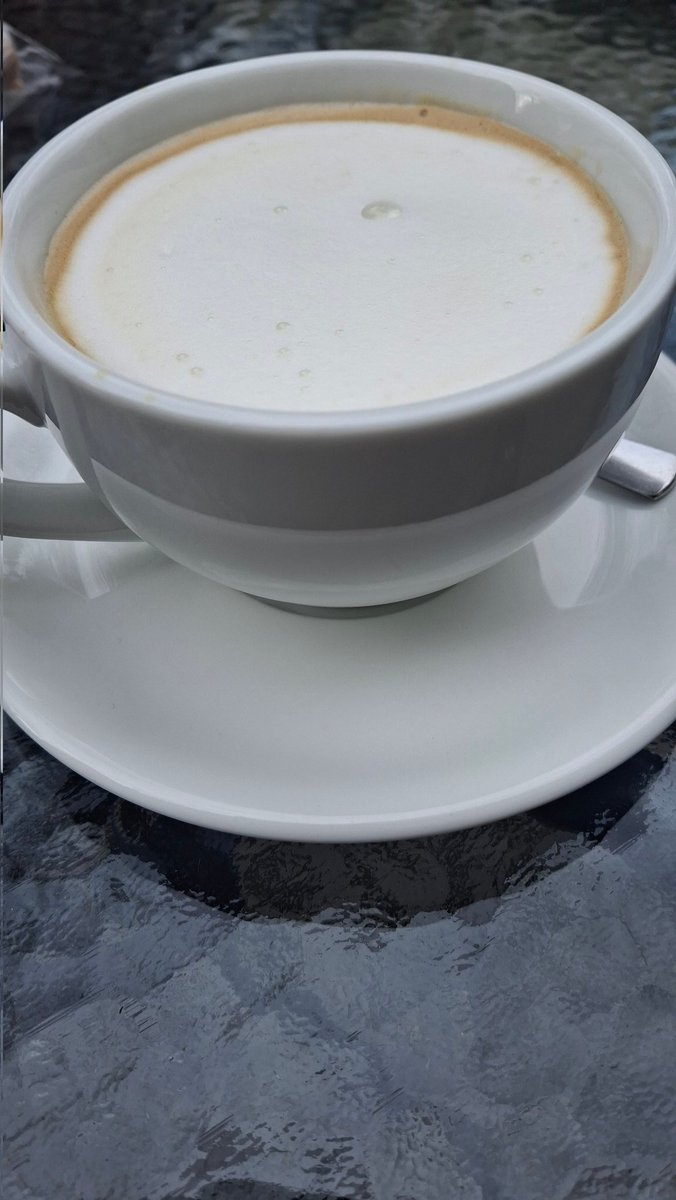 Odpolední kávička ☕️🌞🙋‍♀️