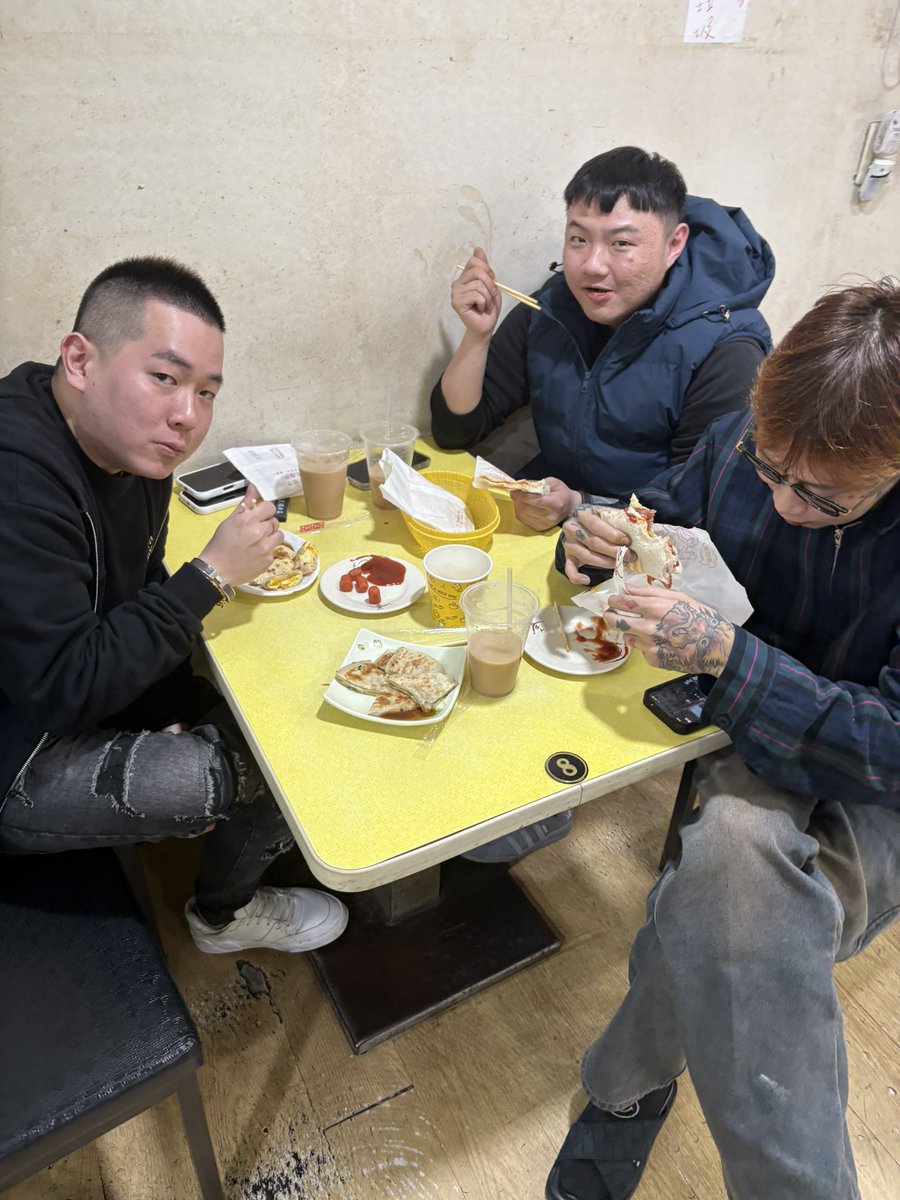 ocwinddd's tweet photo. 謝謝你們我的朋友 https://t.co/rHgjQsSmvP