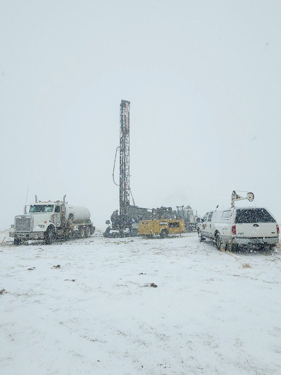 khawk1956's tweet photo. Grrrrr!....Wyoming's freakin bi-polar spring time.
74 on Weds....then Thurs...
UR-ENERGY
#uranium #uraniumprojects #uraniummining #uraniumexplorstion https://t.co/VABFHD5nyo