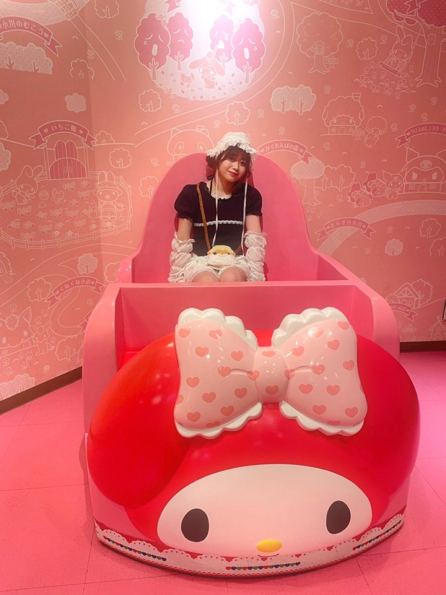 kyonphith2's tweet photo. ﾌﾞｰﾝ
初めてマイメロちゃん乗ったよ૮ o̴̶̷ ࿁ o̴̶̷ ა https://t.co/iipcwQ2TrL