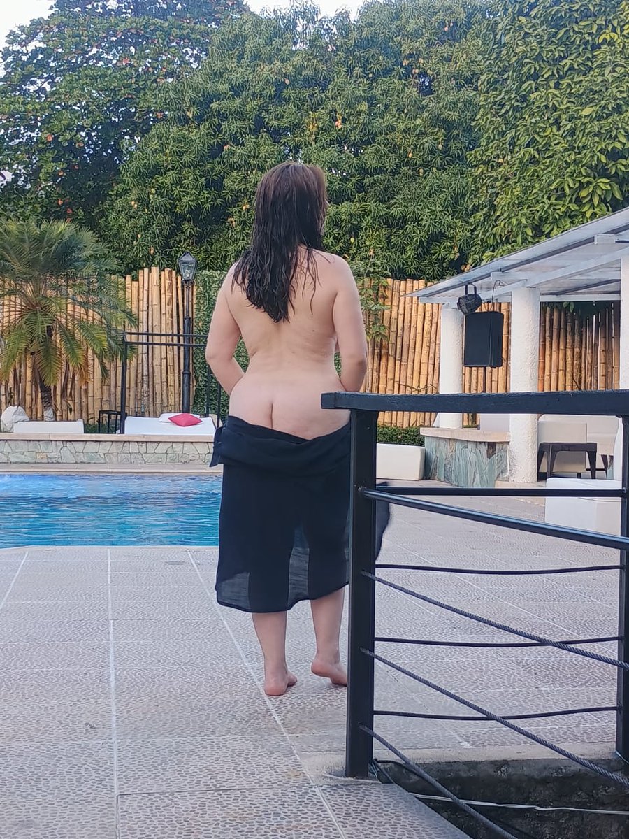 Disfrutando de un delicioso día en @FantasyResortSW y conociendo parejas espectaculares 😈