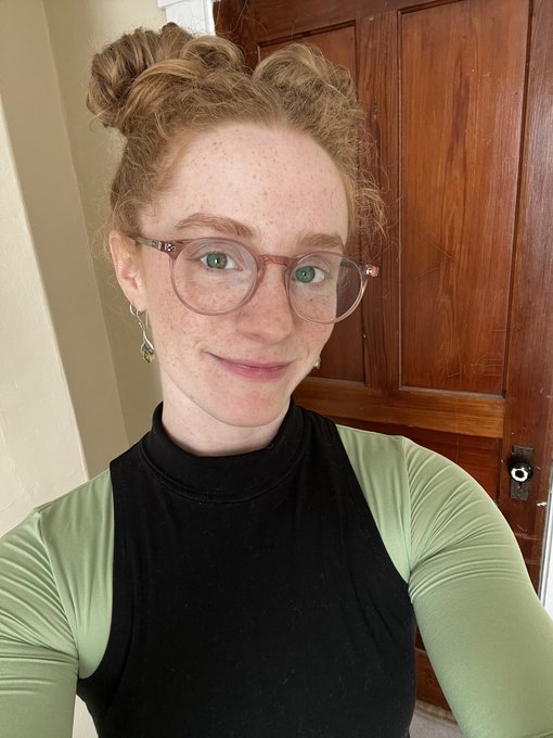 Watch Amy Ginger Hart's leaked NSFW photo on TwXstars