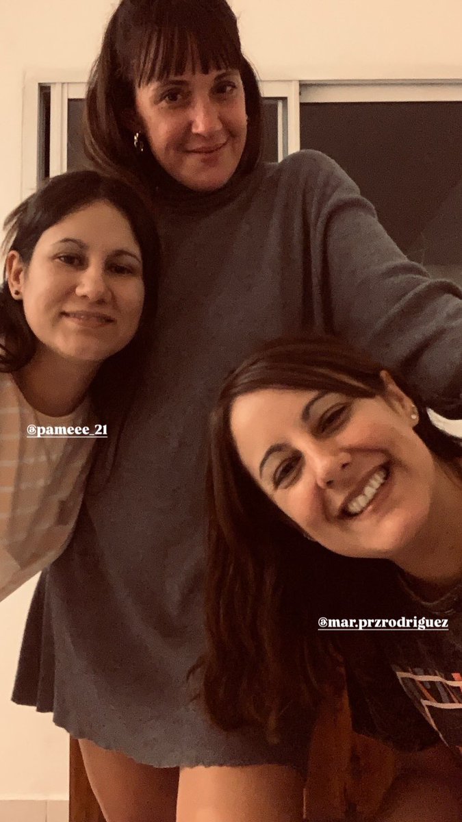 belminguez85's tweet photo. Viernes….santo 😇🍷🍷 https://t.co/6CHLSXiknO