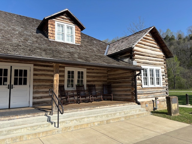 Park Playlist: Greatest Hits 
This Saturday, we’re turning up timeless Americana vibes—foot-stomping tunes, campfire crackles &amp; harmonica hums. Celebrate culture, community &amp; classics!

Don’t miss Junior Ranger Day activities at both visitor centers!