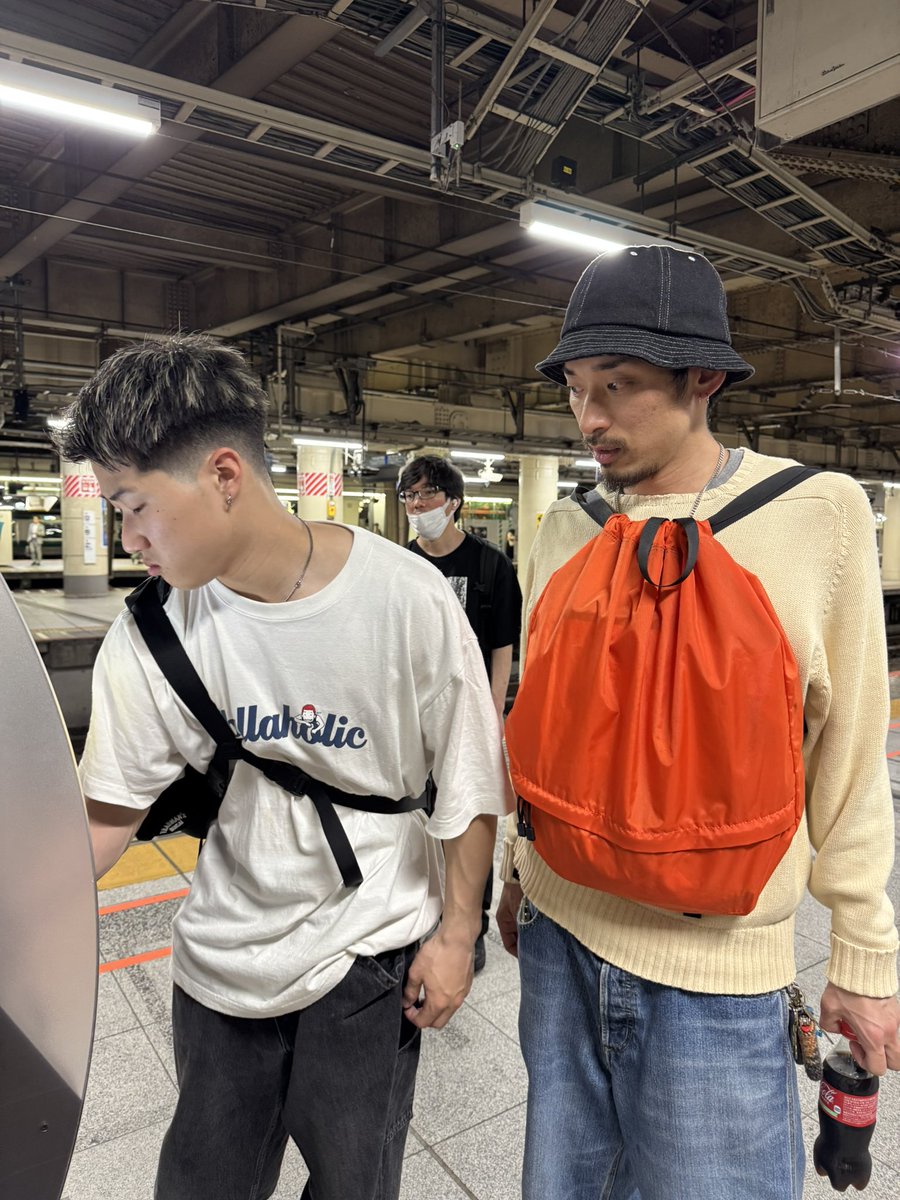 くううううううう
不甲斐ない
けど楽しい1日だった‼︎
たまには監督に良い姿見せたかったけどまた今度
Ryo明日も良き踊りを
明日もみなで全力で楽しみましょう‼︎