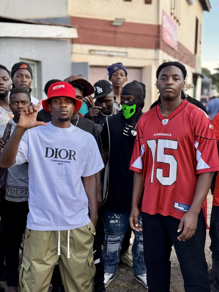 Voltz_JT's tweet image. Nhamo dzema artist🎤