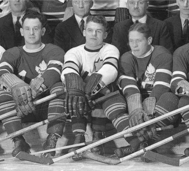 SensHistory's tweet photo. 📸 Senators' forward Frank Finnigan at the first NHL All Star Game, held on February 14, 1934 at Maple Leaf Gardens https://t.co/PJ6FT8Kdny