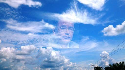 semoga doa aku sampai ke Hotman Paris.  🩷