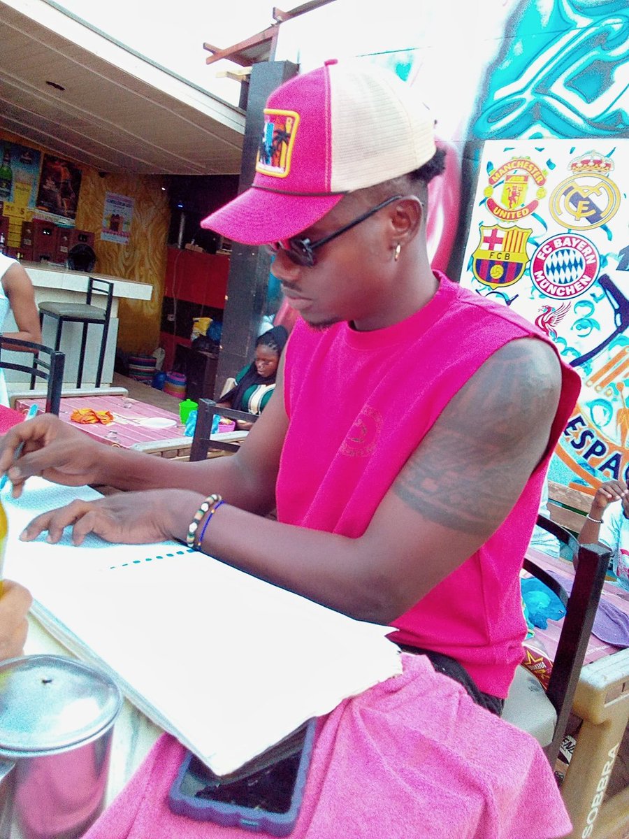 SwanzyBeb's tweet photo. Work Time💪L'objectif n'a pas changé ; Stay focus 👌

Me Suro - https://t.co/f5BQhOZ1Dl
#WarNationMusic🎵 https://t.co/XwNfWmzbdh