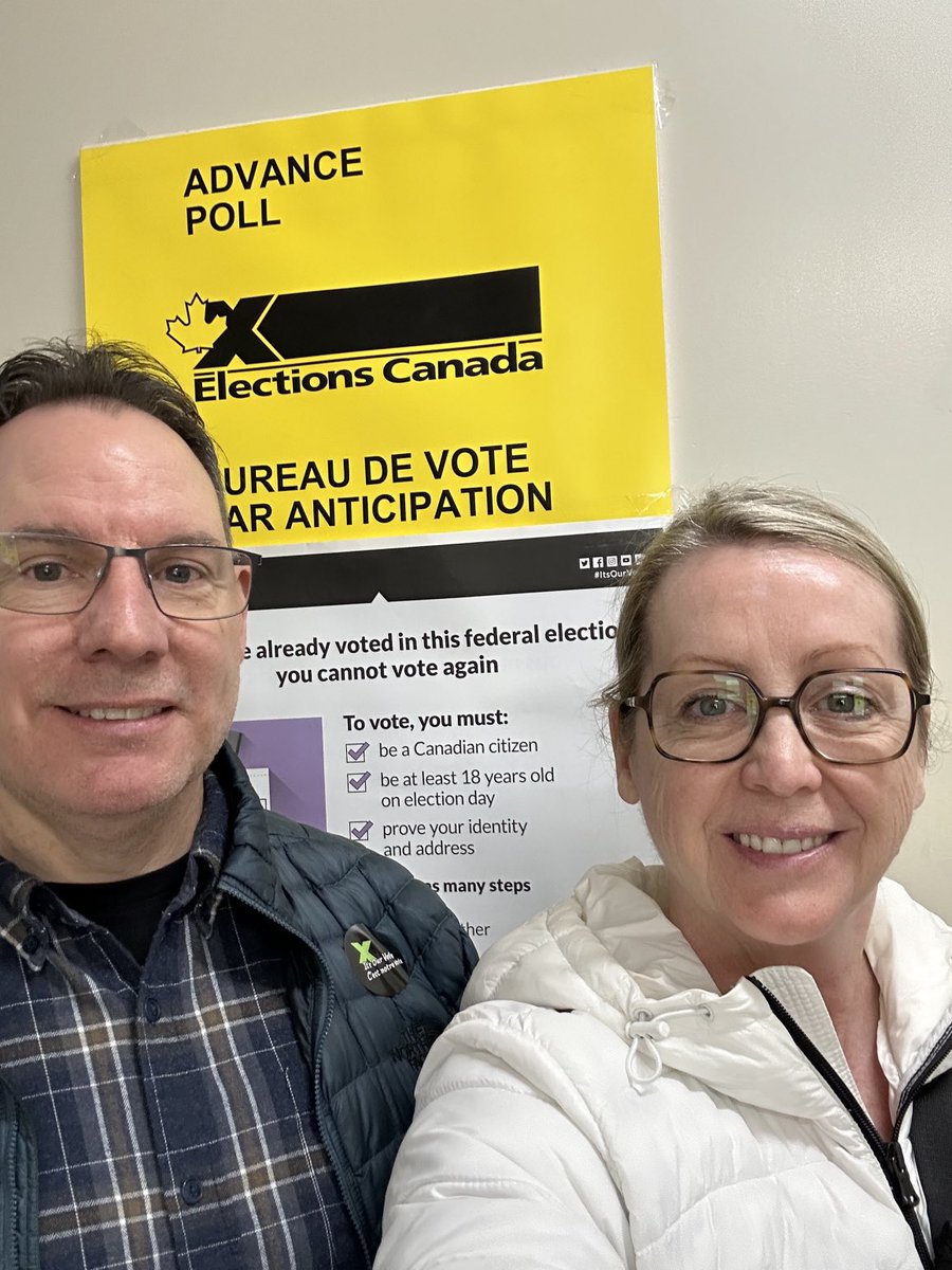 Voted! Great time to vote - very short line up and fantastic ⁦<a href="/ElectionsCan_E/">Elections Canada</a>⁩ team!