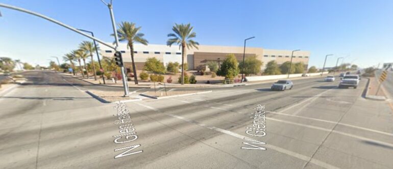 Accidentsnearme's tweet image. 1 Killed in Accident on Glendale Avenue and Glen Harbor Boulevard in GlendaleAccording to the report, a full-size pickup truck was traveling on Glendale Avenue when it tried to turn left onto Glen Harbor Boulevard and collided with an eastbound car

Glendale, AZ.- One person was