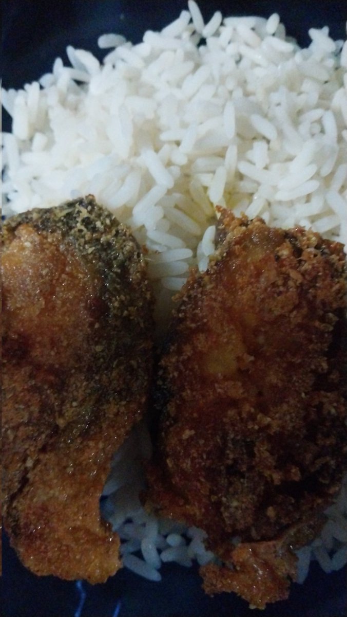 MavericknaArea's tweet photo. Peixe fritunn https://t.co/365oGDIwaC