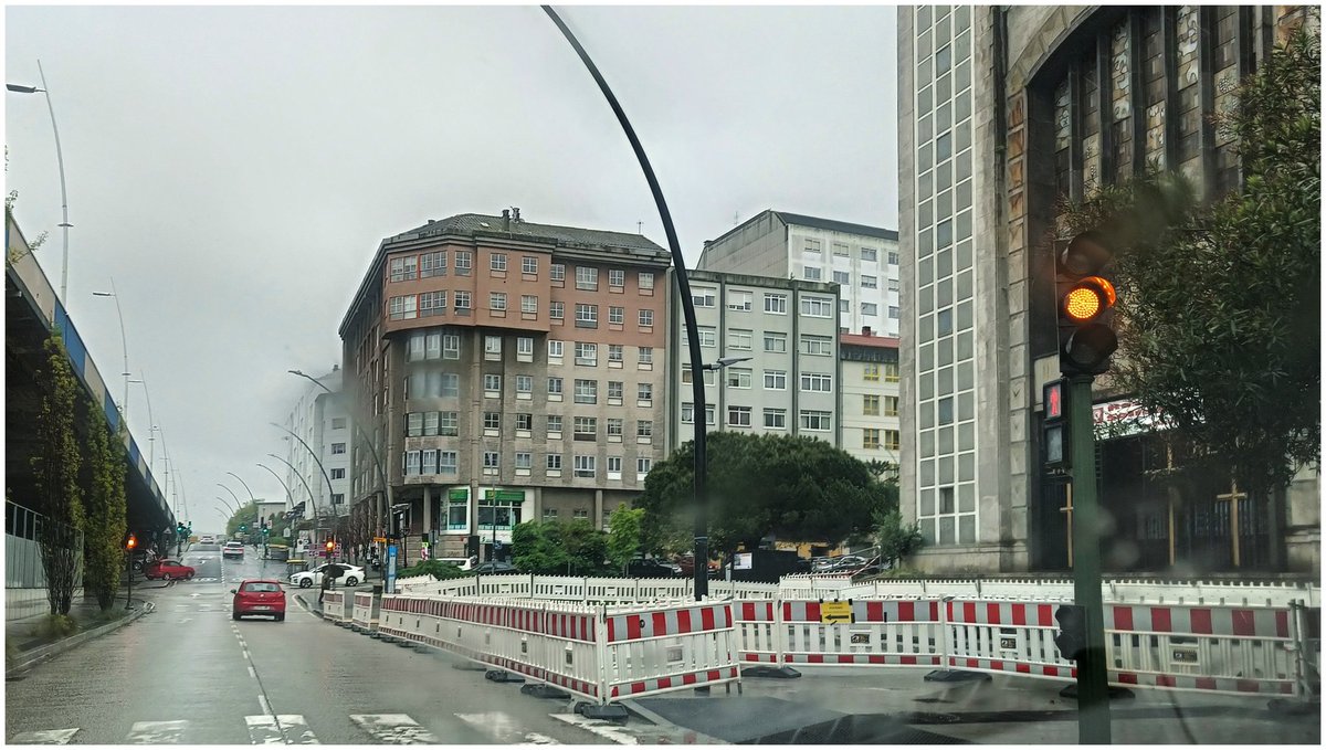 BlogBusurbano's tweet image. Un repasito a la #ActualidadBusurbana, según vamos recordando:

#Par129 #SanPedroDeMezonzo
continúa en obras ⚠️
Recordad que la #Lín12 sí hace
parada ahí, por fuerza.

Las demás líneas:
*Antes de Rda. Nelle:
4, 5, 20
*Después de F. Estrada Catoira:
24, UDC
busurbano.blogspot.com/2025/03/obras-…