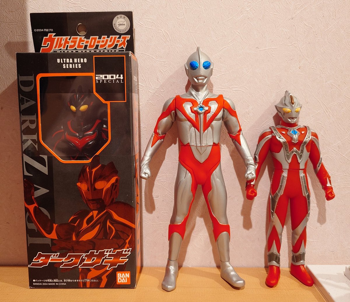 Oh my god, an Ultraman Millennium figure actually exist