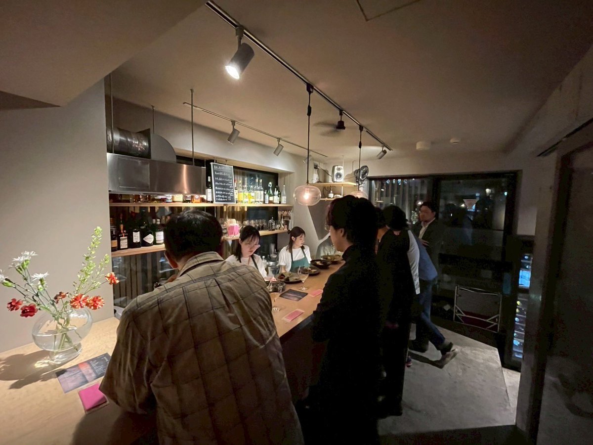 saya_emori's tweet photo. 農家の娘食堂【さやさい】にご来場いただいた皆様ほんとうにありがとうございました👩‍🍳
今回もありがたいことに終始お客様が絶えず、ひとりひとり対応できなかったり至らぬところも多くすみません。
みなさん温かい目で見守ってくれていつもありがとう☺️
定期的に開催するのでまた来てくださいね！🍅 https://t.co/BiRUucHNPl