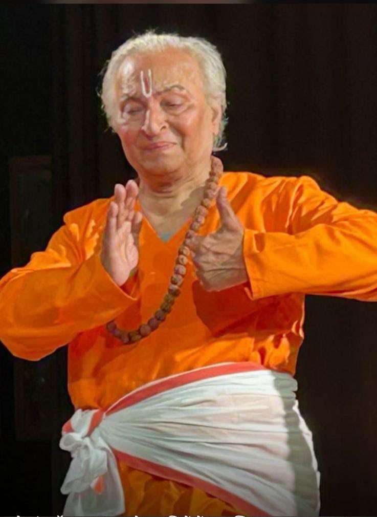 IndianBeard's tweet photo. राष्ट्रपति पुरुस्कार से सम्मानित भरतनाट्यम एवं नाट्यशास्त्र के  वरिष्ट शिक्षक, कलाकार प. प्रेमचंद होम्बल जी का पंचतत्व  में विलीन होना कला जगत के लिए अपूरणीय क्षति है। बाबा काशी  विश्वनाथ गुरुजी को अपने श्रीचरणों में स्थान प्रदान करे। 
शत शत नमन।🙏🏻 @gssjodhpur @sangeetnatak https://t.co/kuAxfZqP5z
