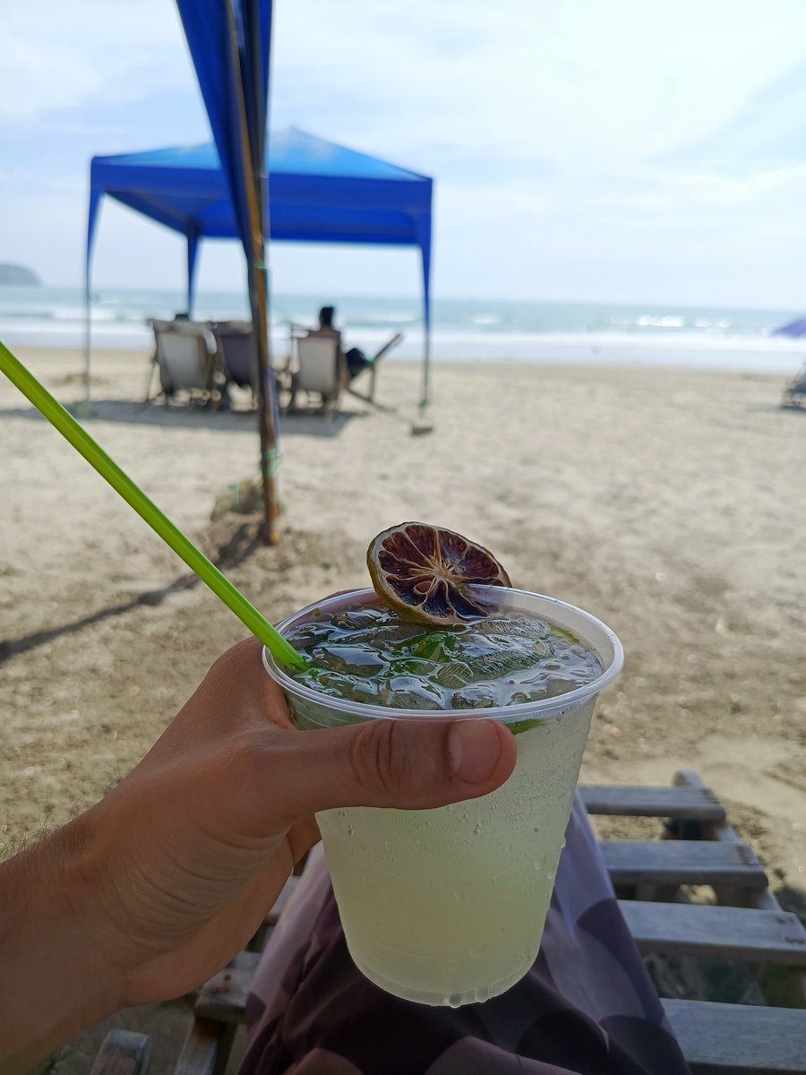 royanthony07's tweet photo. Merecido descanso 🌊 https://t.co/w6WsTIPYbl
