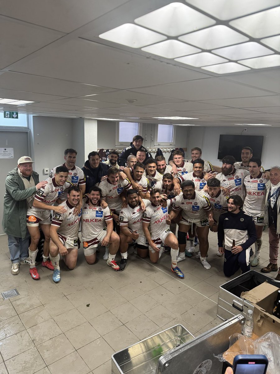Bravo les gars ⁦<a href="/UBBrugby/">Union Bordeaux Bègles</a>⁩, une perf qui restera dans nos têtes. Félicitations aux jeunes, aux leaders et au capitaine @Bastos !!!! Une pensée aussi pour @Jacques 🏥🙏🏾…..💪🏼💪🏼🍇🍇