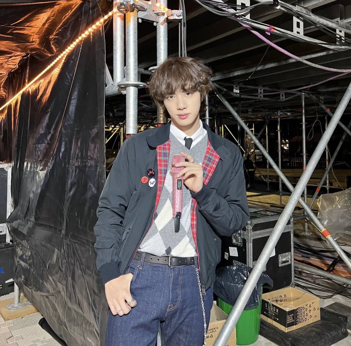 bangtanl0ve's tweet photo. one time for                    two times for
the present                     the past https://t.co/gHF6XPyIUE