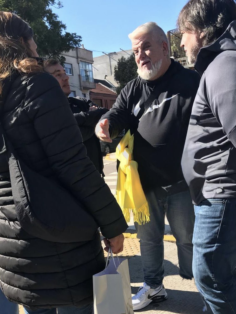 ignacioparera's tweet photo. Equipo siempre presente 🙌🏼
Recorriendo la #Comuna9. 🟡
#masproquenunca https://t.co/vkEnFAcDuc