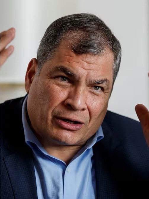 Ecuatorianos le piden a <a href="/elonmusk/">Elon Musk</a>, que cierre la cuenta del prófugo y comunista Rafael Correa, expresidente de Ecuador 🇪🇨 ya que está promoviendo el caos y desinformación sobre las elecciones 🗳️ y la victoria de Daniel Noboa.

¿Te gustaría que le cerraran la cuenta a Correa?