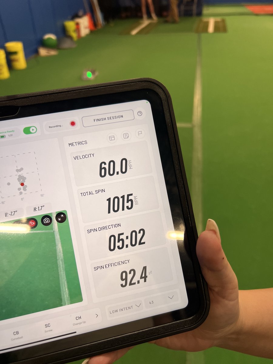 mvisser2027's tweet photo. It was fun to get some detailed analytics from the @RapsodoSoftball technology at my most recent pitching lesson. Seeing spin, efficiency and velocity in real time was amazing! Excited to use this more to dial things in over the summer. 🔥🥎🔥