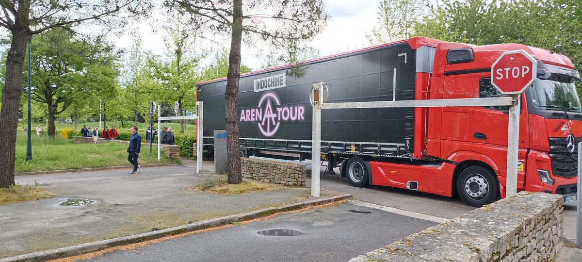 Chevaliergille6's tweet photo. Nantes 2025 Indochine https://t.co/5m2pOknfgx