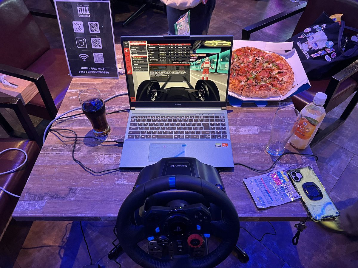 本日はとある会場からノートPC用意してもらったハンコンで参戦です🏎
DRSが…ペダルが💦
#NEOで熱狂