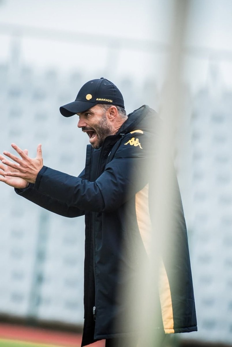 ThulaniNombali's tweet image. Neo Bohloko also joined the party ❤️  #Asidlali #OneGameAtATime