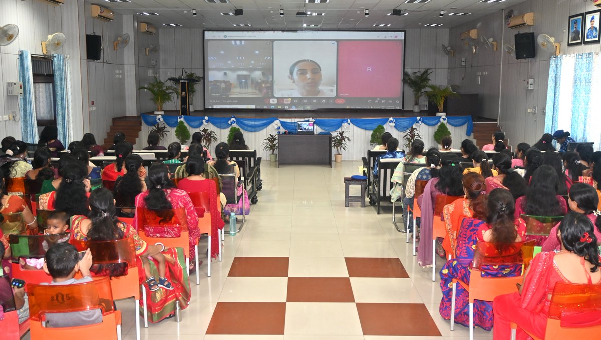 RCWA106RAF tweet media