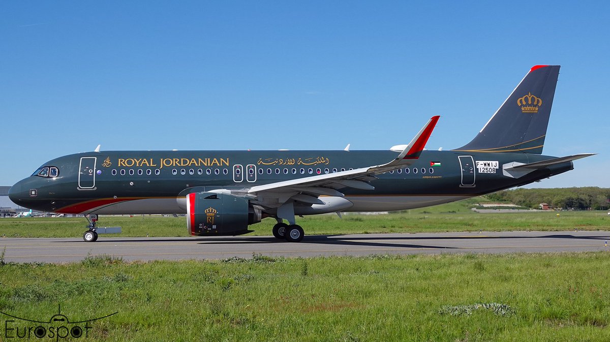 Fรธxรฏฤ (@somefrench1991) on Twitter photo The new <a href="/RoyalJordanian/">Royal Jordanian</a> livery looks stunning on the A320neo.
Hopefully they'll be delivered soon The new <a href="/RoyalJordanian/">Royal Jordanian</a> livery looks stunning on the A320neo.
Hopefully they'll be delivered soon