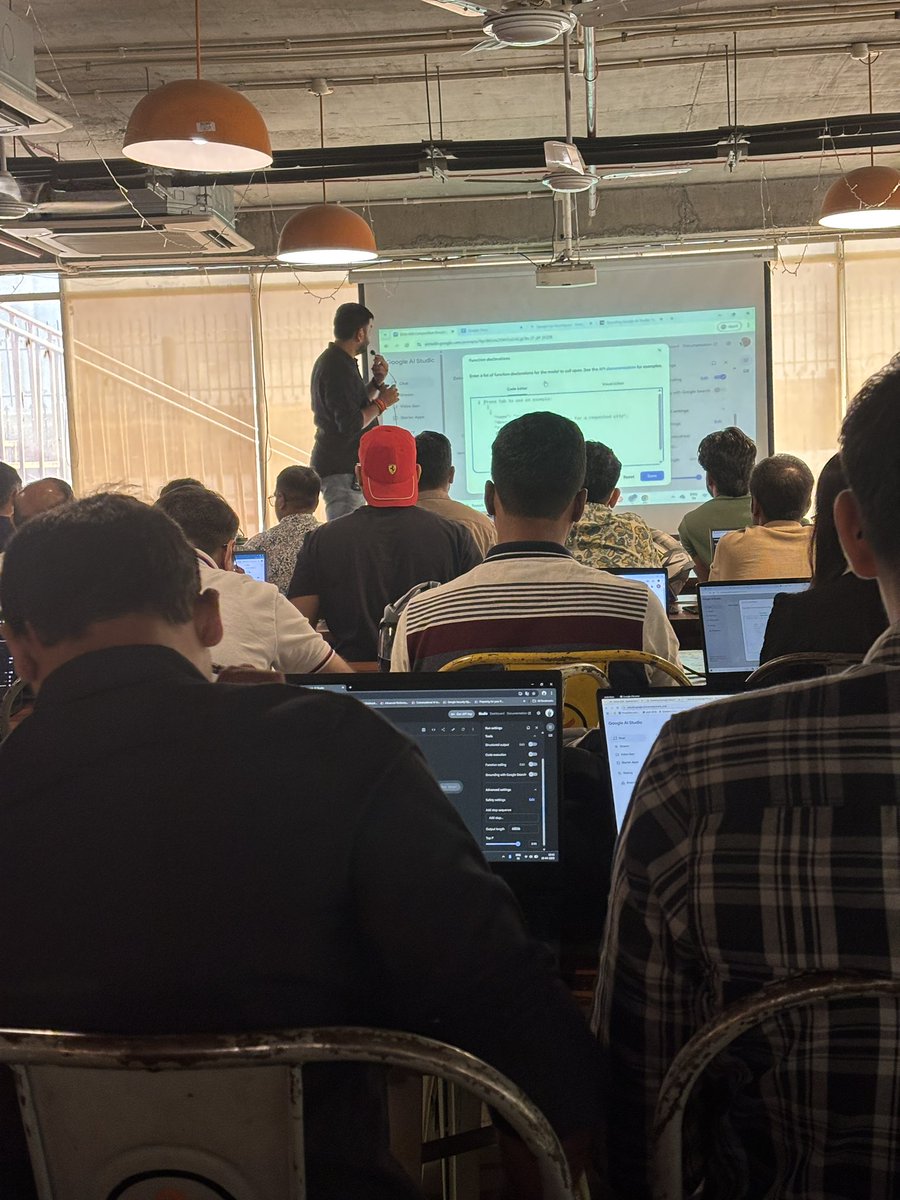 devmsharif's tweet photo. Excited to share just attended #genaiExchangeProgram in noida organised by @hack2skill and @googlecloud @gdgnoidacloud 

Got free credits of #gcplabs 

#GenAI #Google #hack2skil #developer #coding #nodejs https://t.co/4hGewrNAgX