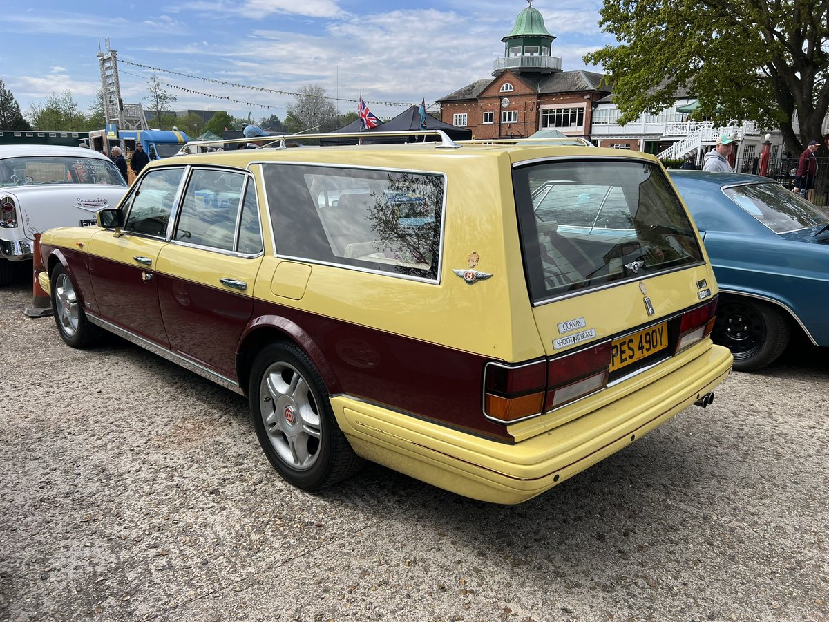 Captain Mark 🇺🇦 (@markparbhoo) on Twitter photo Not sure about the colour scheme but a very rare car! #Bentley #coachbuilt <a href="/BrooklandsMuseu/">Brooklands Museum</a> Not sure about the colour scheme but a very rare car! #Bentley #coachbuilt <a href="/BrooklandsMuseu/">Brooklands Museum</a>