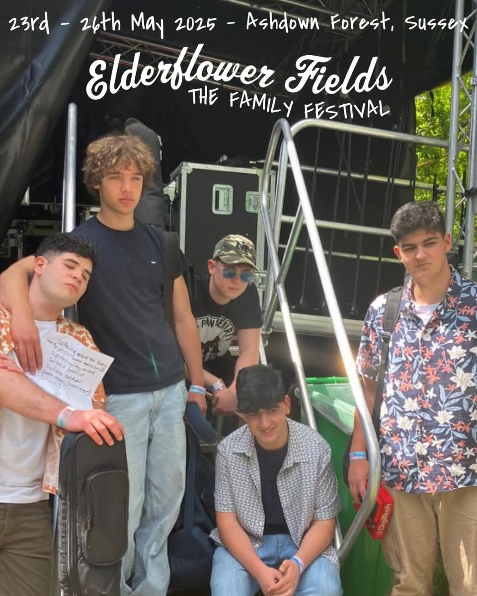 Opening the show!
5 kids who've grown up at Elderflower Fields bring their psychedelic-tinged indie rock sounds to the stage.  
Never forget, The Pepperheads!
elderflowerfields.co.uk/category/music…
