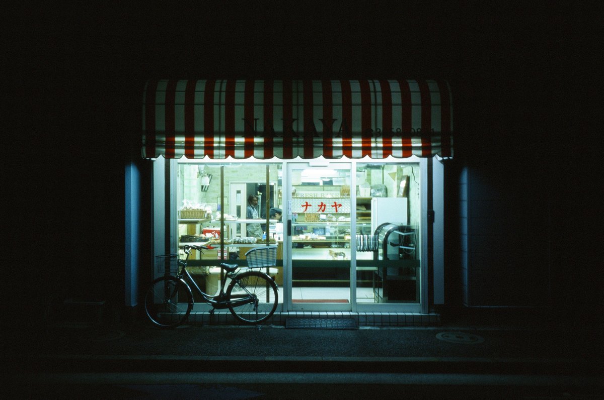 dredogue's tweet photo. Tokyo on ISO 100 film https://t.co/vdpCiNghY2