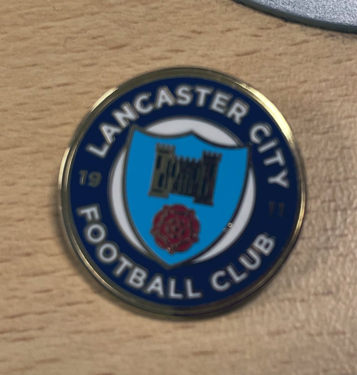 Can’t make today’s game due to work commitments <a href="/LancasterCityFC/">Lancaster City Football Club</a> but it could bring good luck when a customer hands you this!!!
#UTFD
