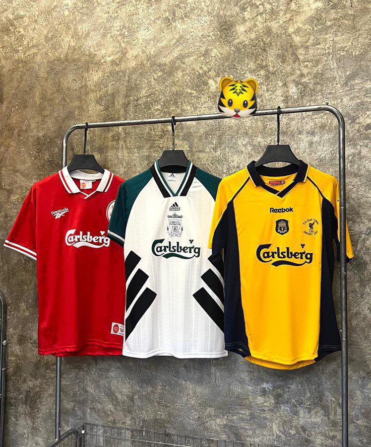 omoIlorin001's tweet image. Manchester United and Liverpool Vintage Jersey
Price: N23,000
Size M-5XL
Call or WhatsApp 07061390850
📍kwara state and Delivery nationwide
Please RT