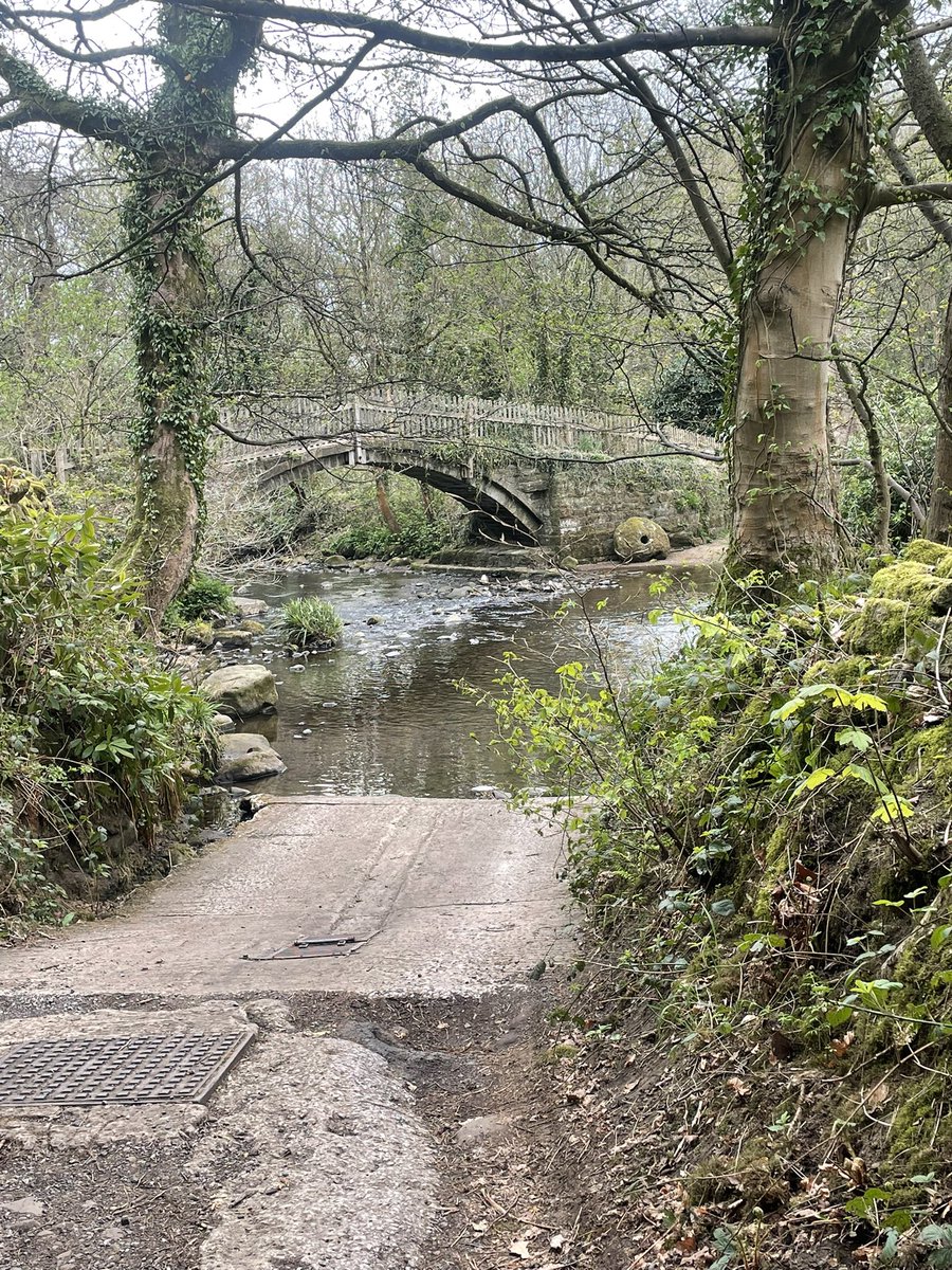 MsReh35's tweet photo. Bingley, West Yorkshire 😍 https://t.co/z3Rr2eacg9